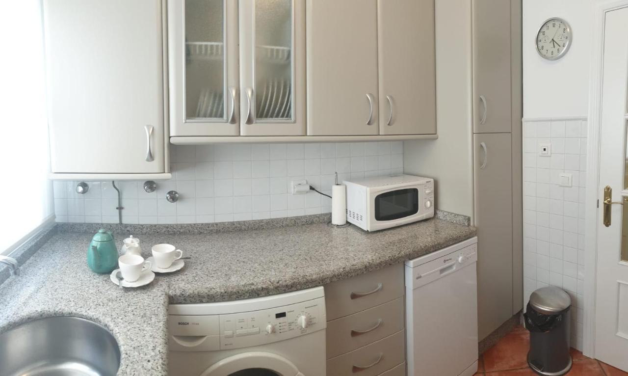 Appartamento Magnifico ático en la playa Torre Del Mar Esterno foto